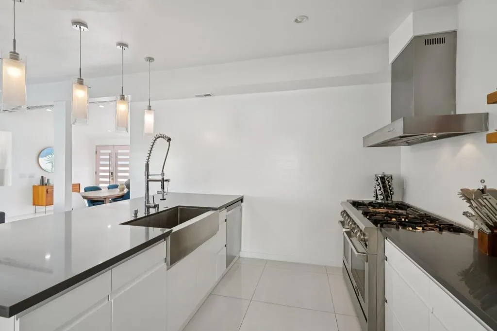 3530 N Eastgate, Palm Springs, California 92262 home-pic-13