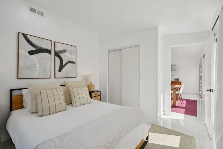 30-web-or-mls-N Eastgate Rd-S1908-030