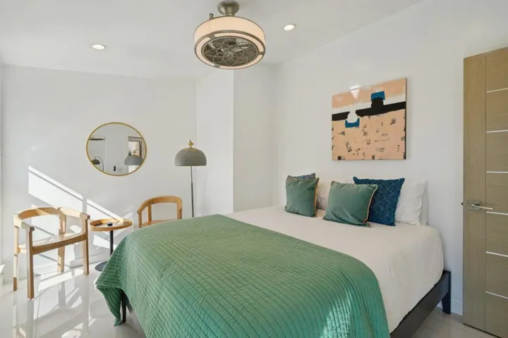 22-web-or-mls-N Eastgate Rd-S1908-022