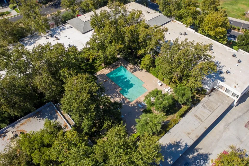 23515 Lyons Avenue 277, Valencia, California 91355 home-pic-25
