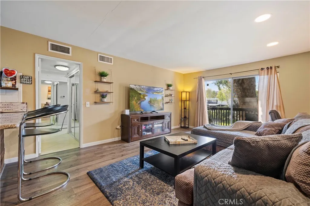 23515 Lyons Avenue 277, Valencia, California 91355 home-pic-4