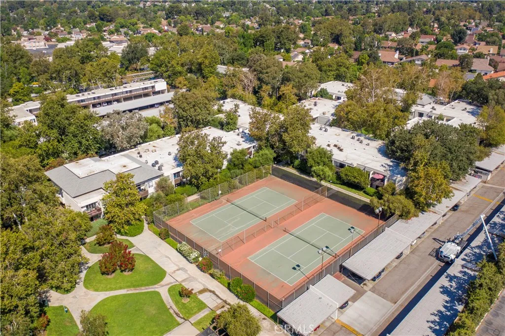 23515 Lyons Avenue 277, Valencia, California 91355 home-pic-24