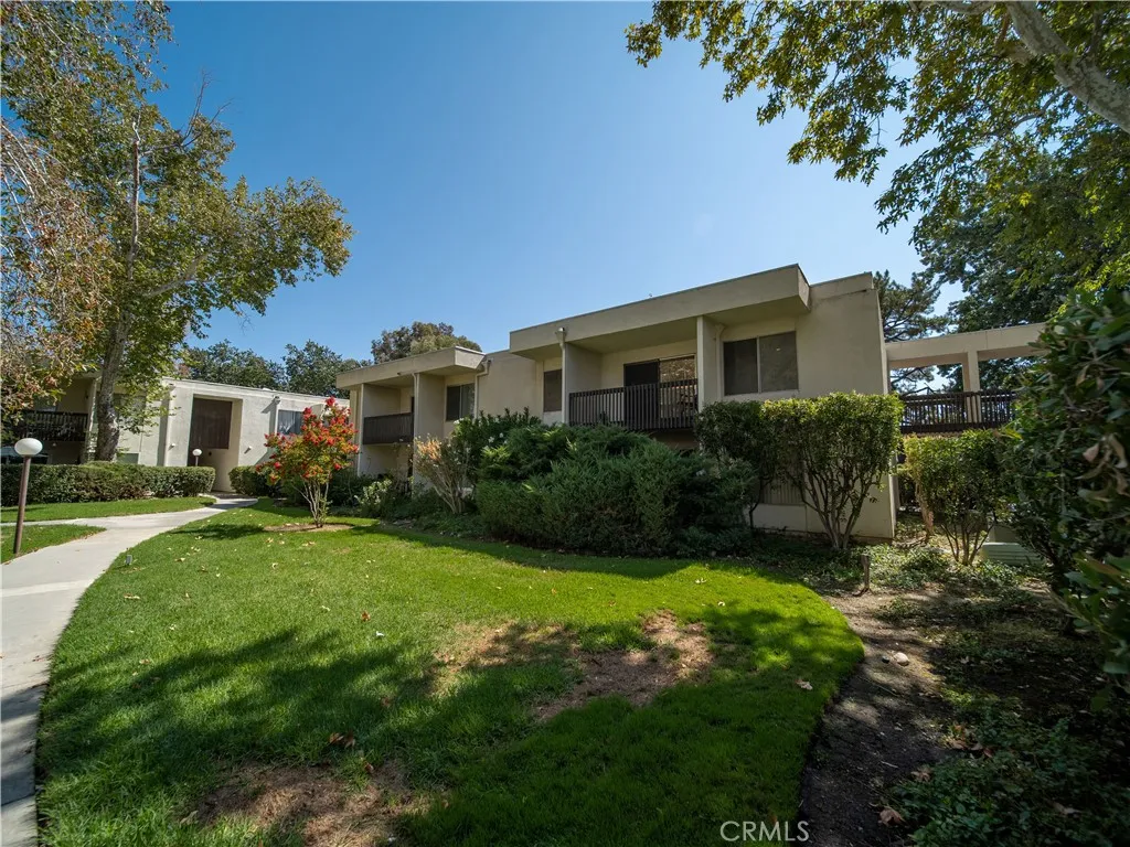 23515 Lyons Avenue 277, Valencia, California 91355 home-pic-27