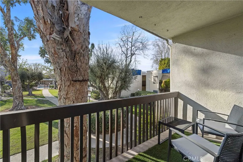 23515 Lyons Avenue 277, Valencia, California 91355 home-pic-20