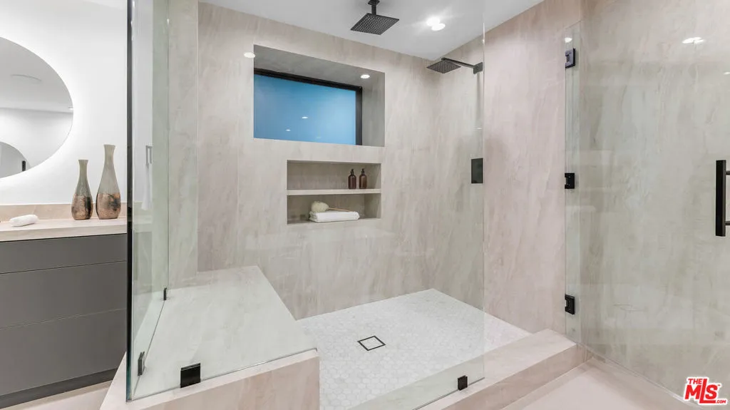 11583 Sunshine Terrace, Studio City, California 91604 home-pic-24
