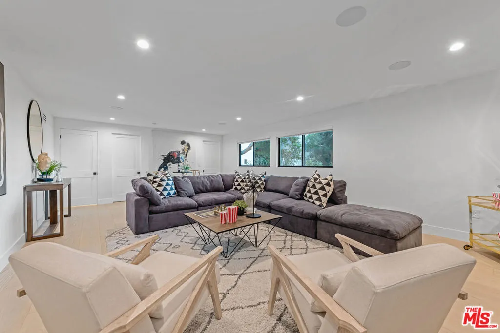 11583 Sunshine Terrace, Studio City, California 91604 home-pic-34