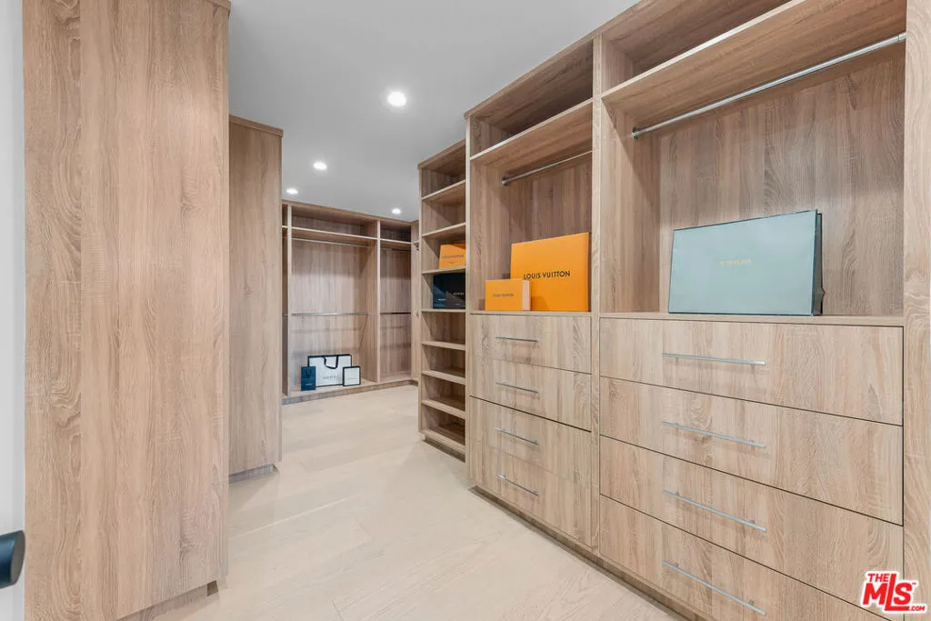 11583 Sunshine Terrace, Studio City, California 91604 home-pic-26
