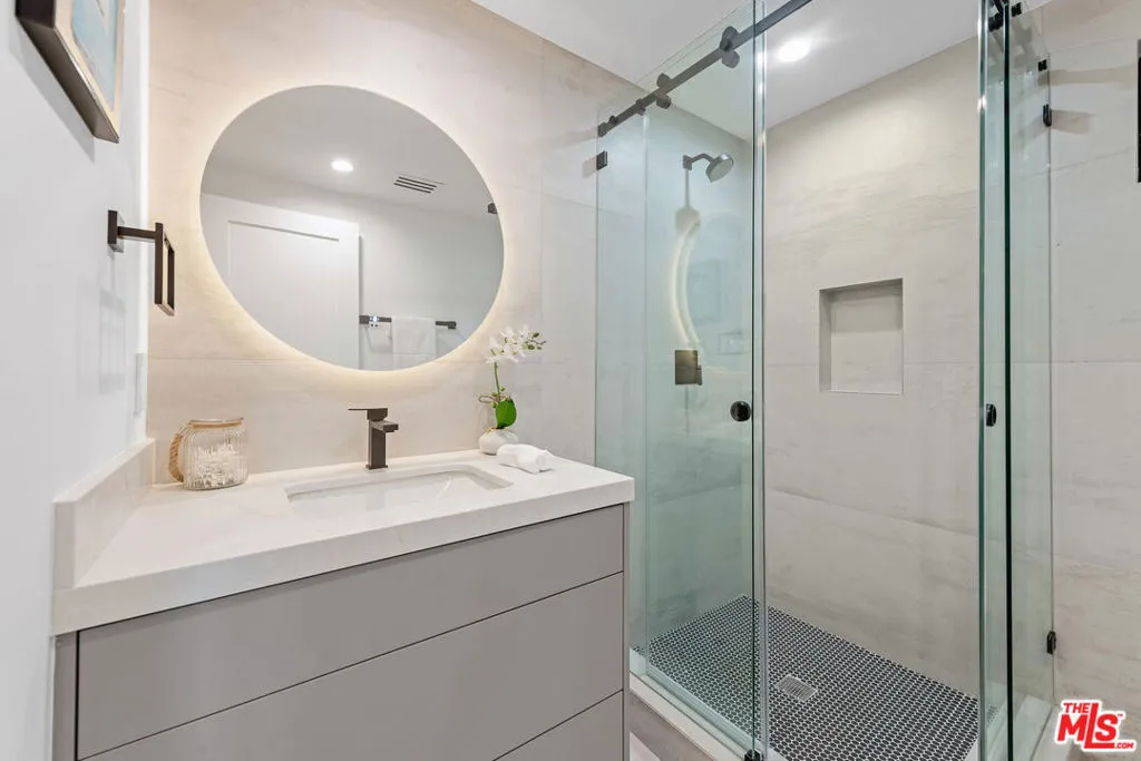 11583 Sunshine Terrace, Studio City, California 91604 home-pic-30