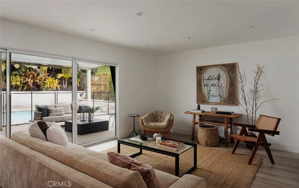 23821 Avenida Columbia, Mission Viejo, California 92691 home-pic-10