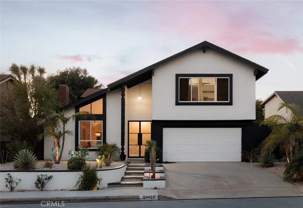 23821 Avenida Columbia, Mission Viejo, California 92691 home-pic-0