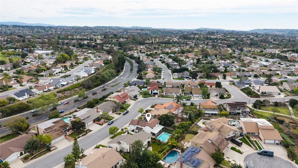 23821 Avenida Columbia, Mission Viejo, California 92691 home-pic-36