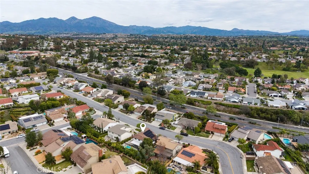 23821 Avenida Columbia, Mission Viejo, California 92691 home-pic-38
