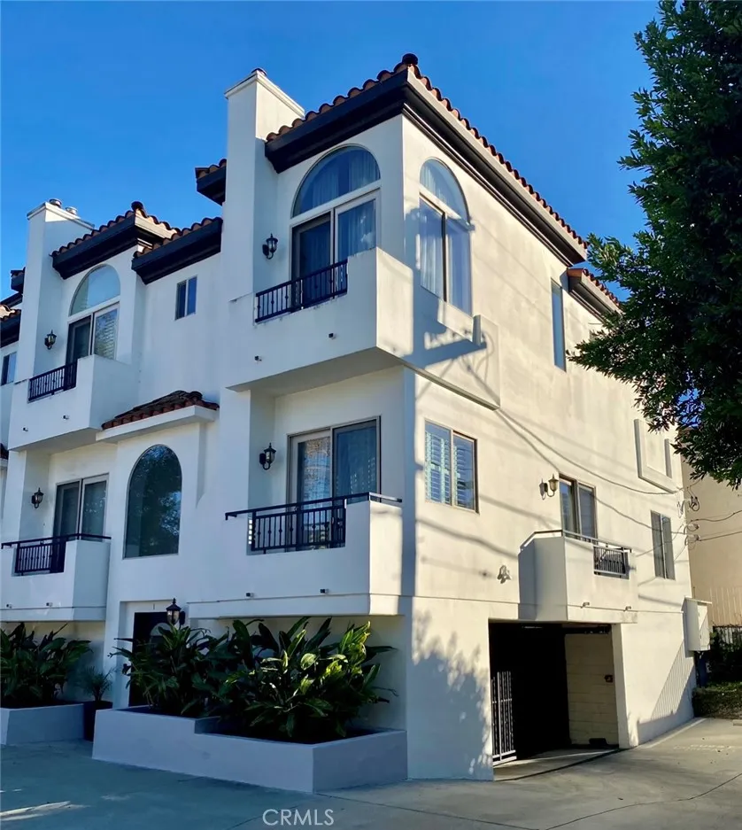 5027 Colfax 1, North Hollywood, California 91601 home-pic-1