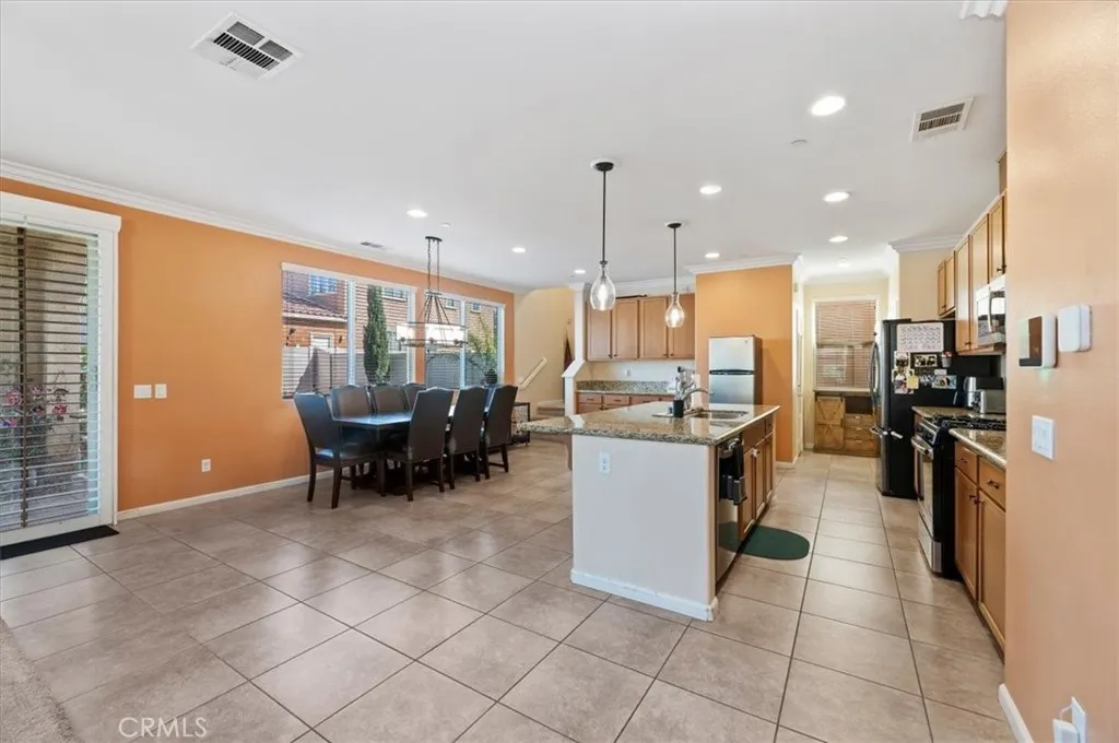 1322 Bannock Street, Beaumont, California 92223 home-pic-12