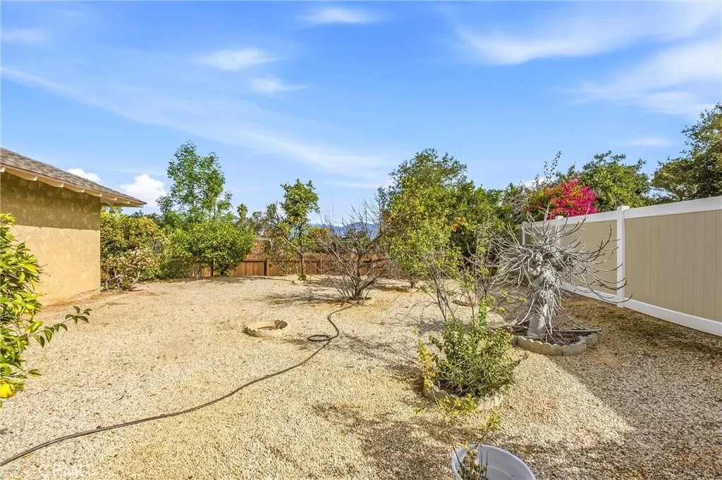 1631 Benita Marie Crest, Redlands, California 92373 home-pic-48