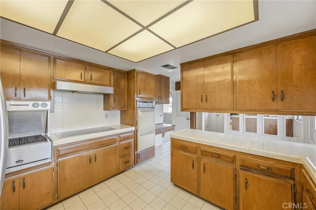1631 Benita Marie Crest, Redlands, California 92373 home-pic-19