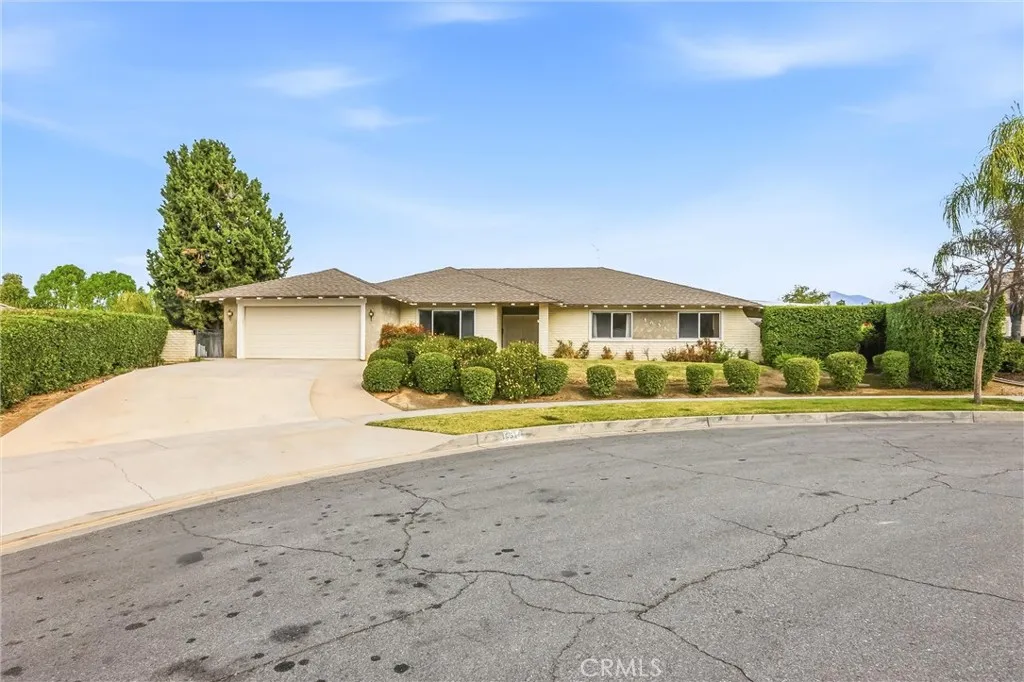1631 Benita Marie Crest, Redlands, California 92373 home-pic-6