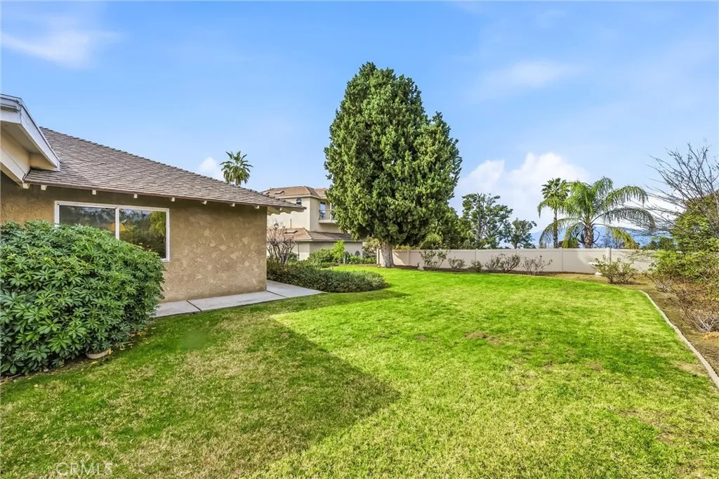 1631 Benita Marie Crest, Redlands, California 92373 home-pic-40