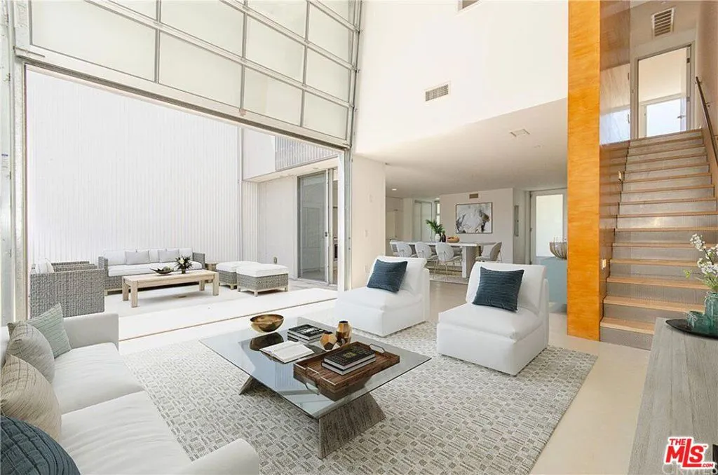 901 Hancock Avenue 314, Los Angeles, California 90069 home-pic-1
