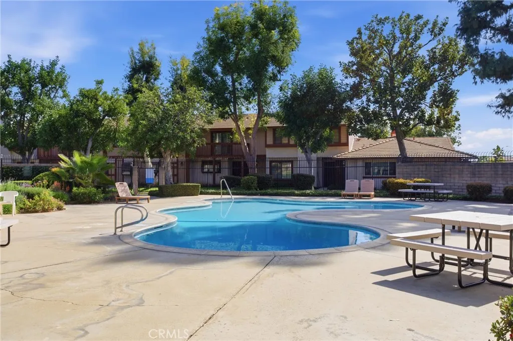 5219 Belvedere Way, Montclair, California 91763 home-pic-26
