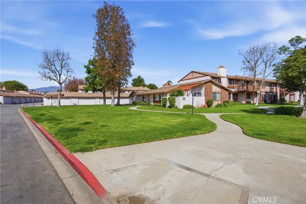 5219 Belvedere Way, Montclair, California 91763 home-pic-24