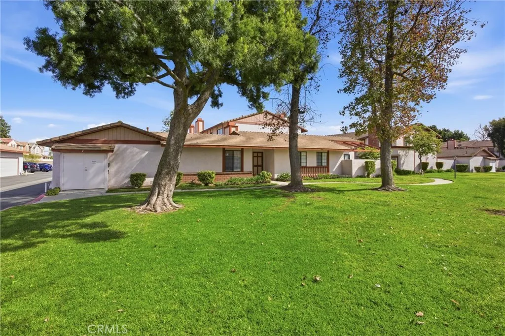 5219 Belvedere Way, Montclair, California 91763 home-pic-22