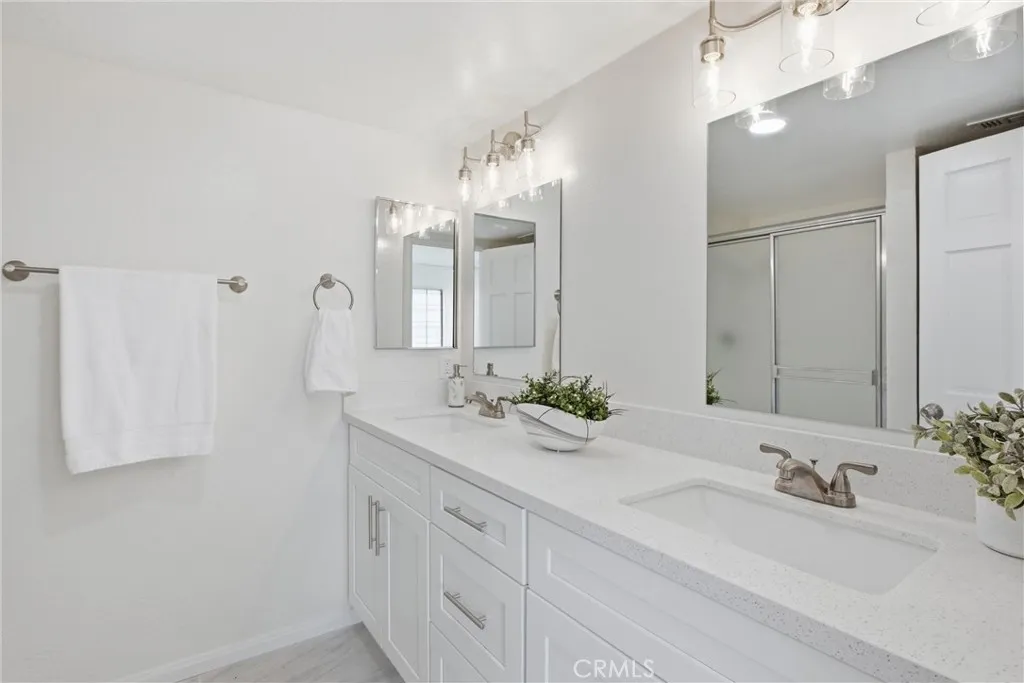 5219 Belvedere Way, Montclair, California 91763 home-pic-18