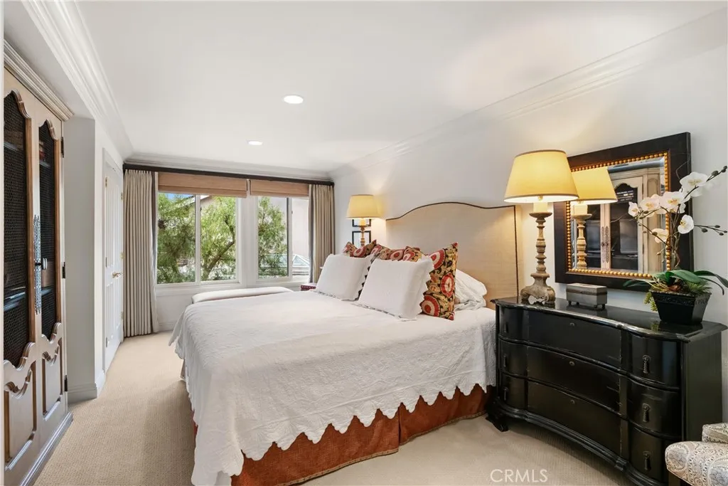 9 Rue Cannes, Newport Beach, California 92660 home-pic-15