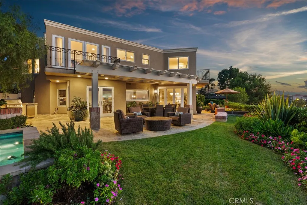 9 Rue Cannes, Newport Beach, California 92660 home-pic-1