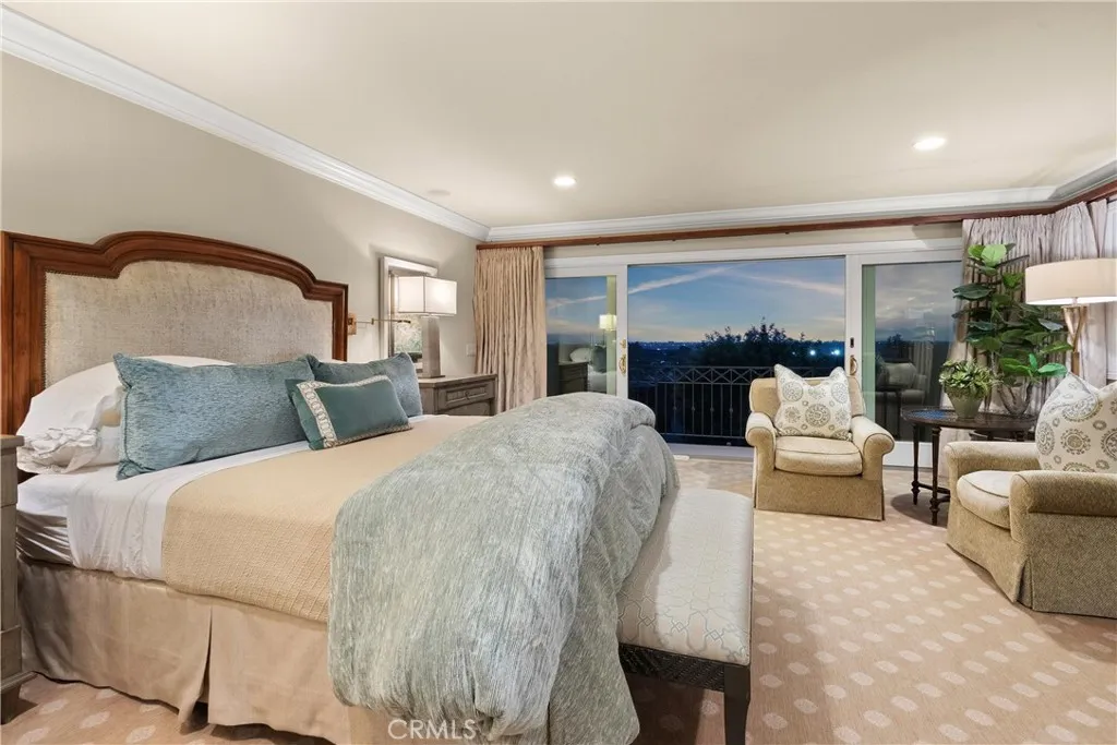 9 Rue Cannes, Newport Beach, California 92660 home-pic-9