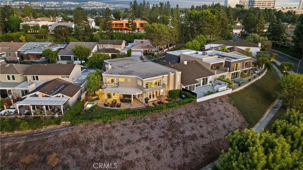 9 Rue Cannes, Newport Beach, California 92660 home-pic-27
