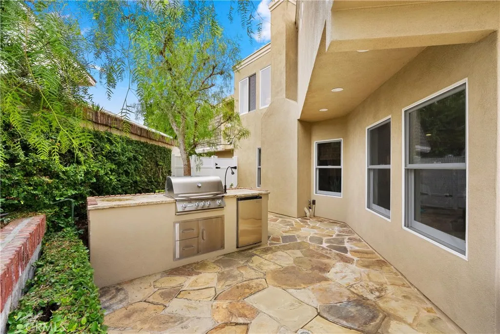 9 Rue Cannes, Newport Beach, California 92660 home-pic-22