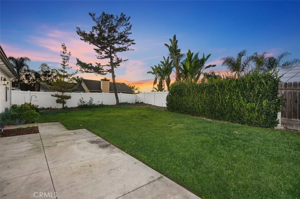 25601 Chrisanta, Mission Viejo, California 92691 home-pic-6