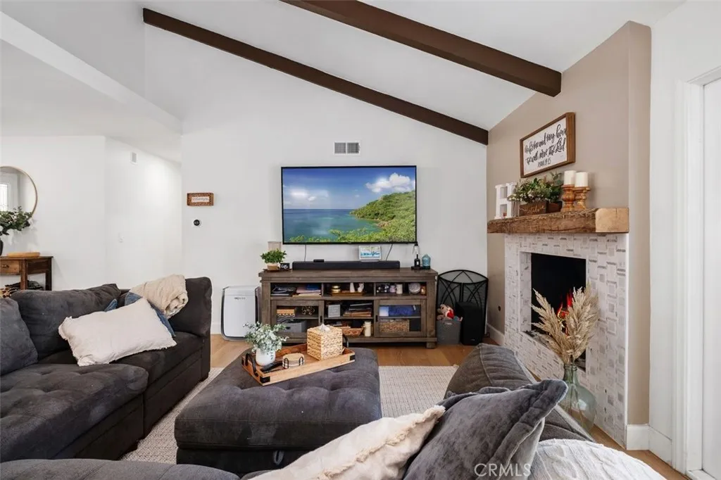 25601 Chrisanta, Mission Viejo, California 92691 home-pic-19