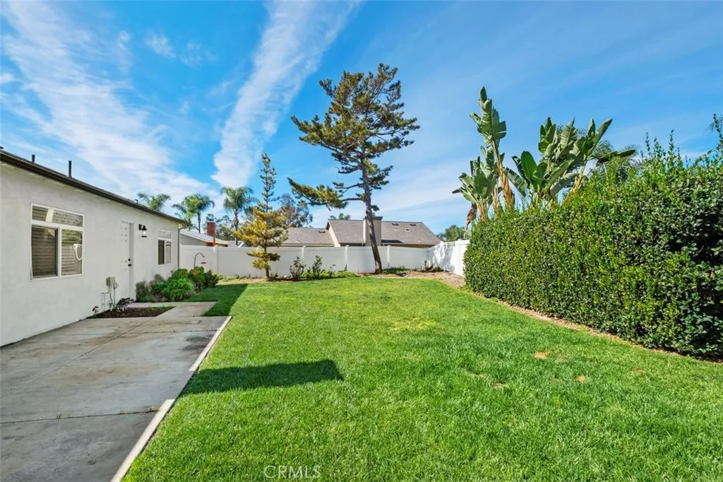 25601 Chrisanta, Mission Viejo, California 92691 home-pic-48