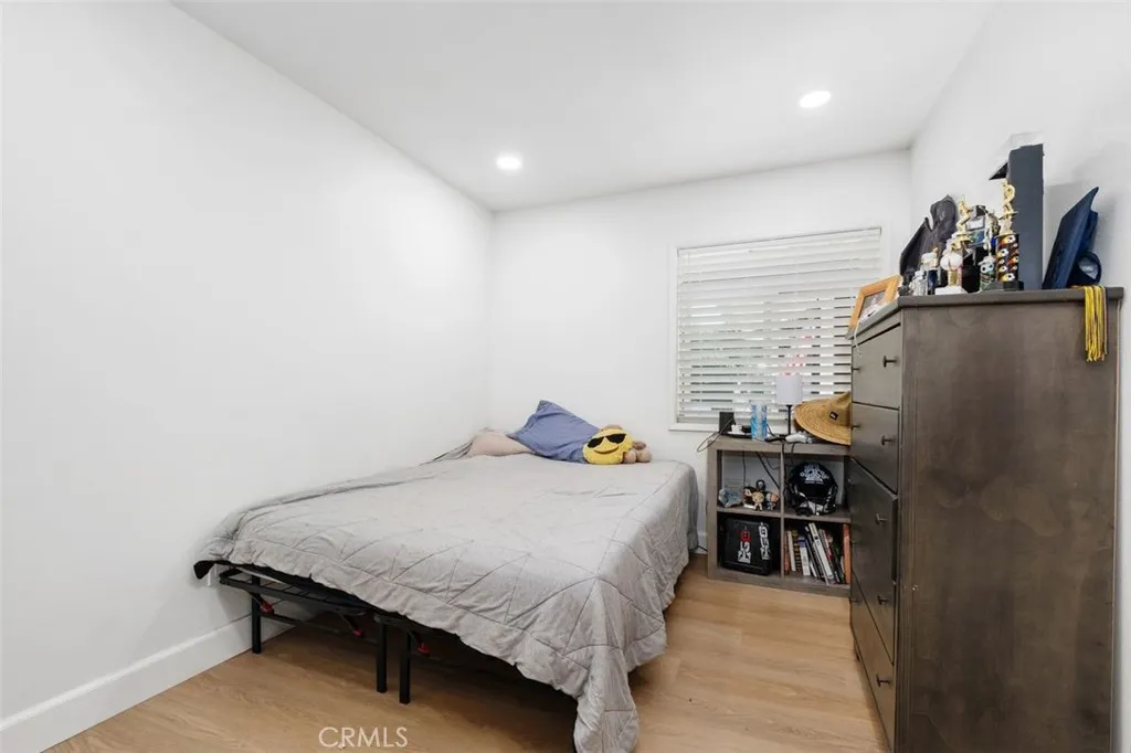 25601 Chrisanta, Mission Viejo, California 92691 home-pic-37