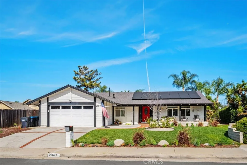 25601 Chrisanta, Mission Viejo, California 92691 home-pic-8