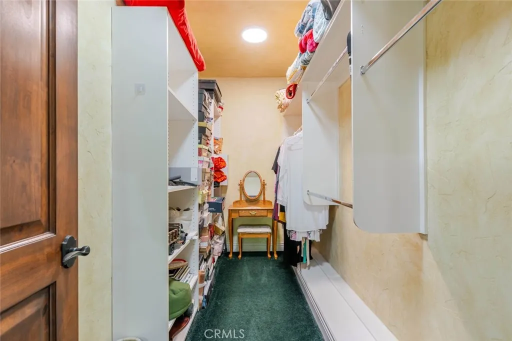 655 N Meyer Street, San Fernando, California 91340 home-pic-21