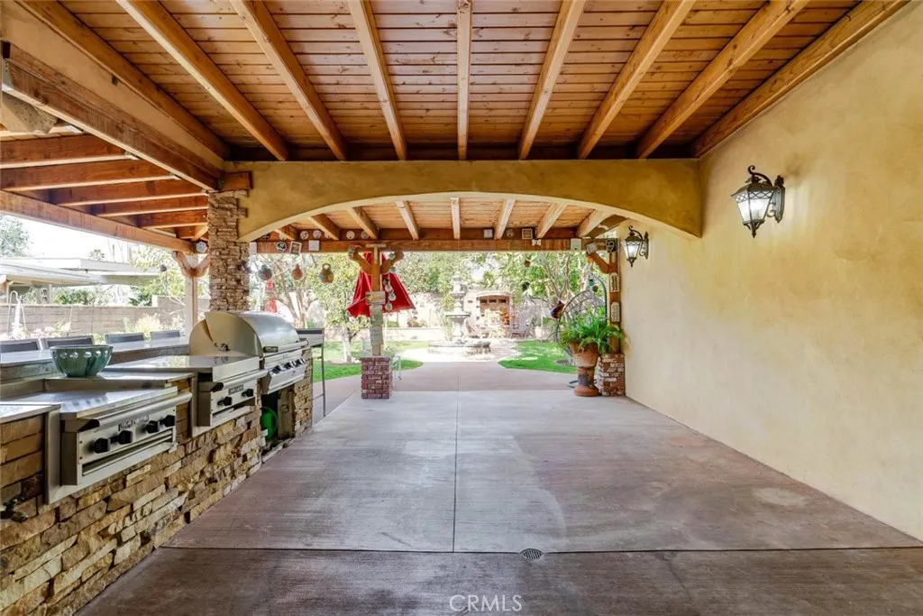 655 N Meyer Street, San Fernando, California 91340 home-pic-27
