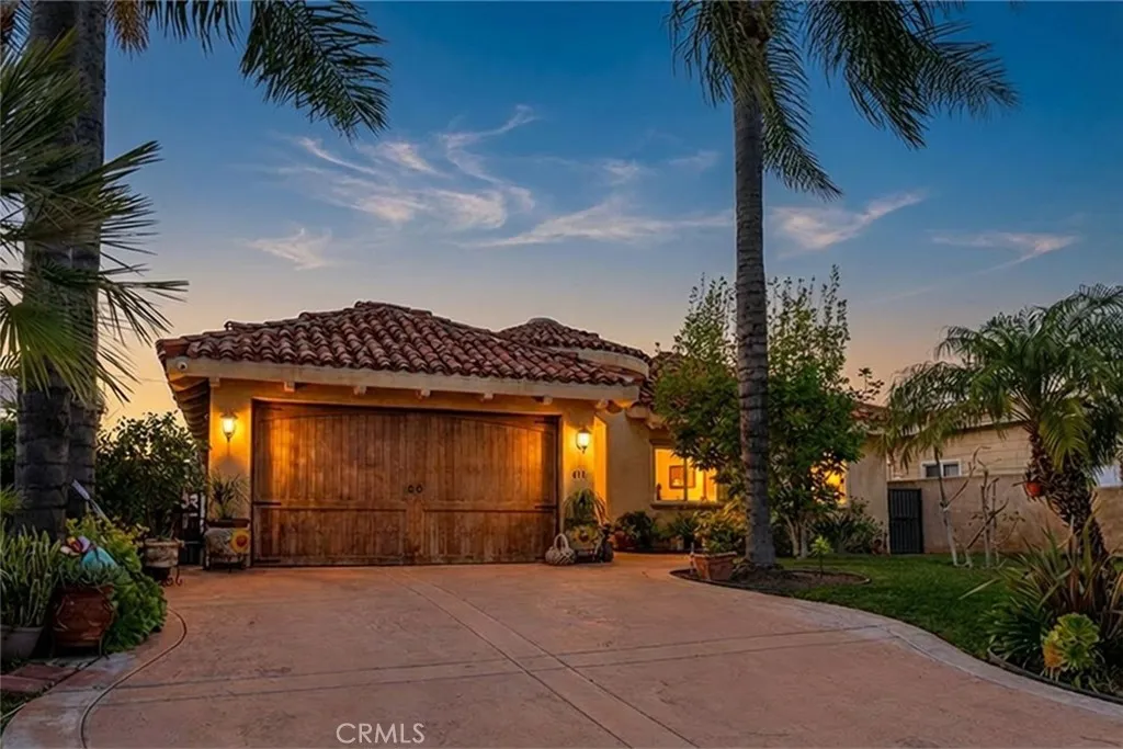 655 N Meyer Street, San Fernando, California 91340 home-pic-1
