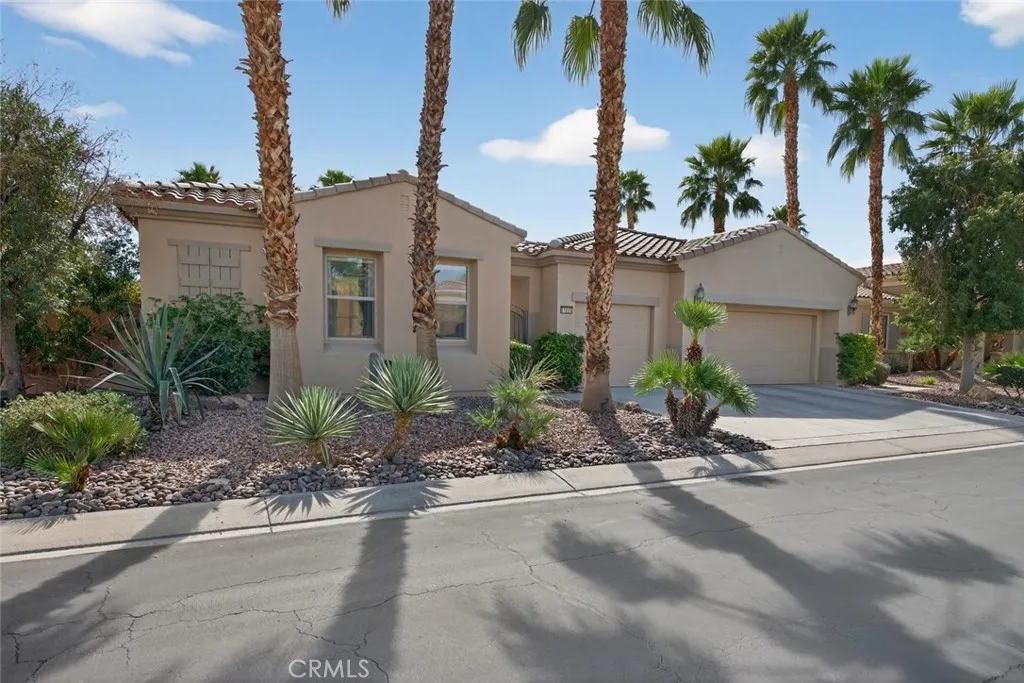 81625 Camino El Triunfo, Indio, California 92203 home-pic-35