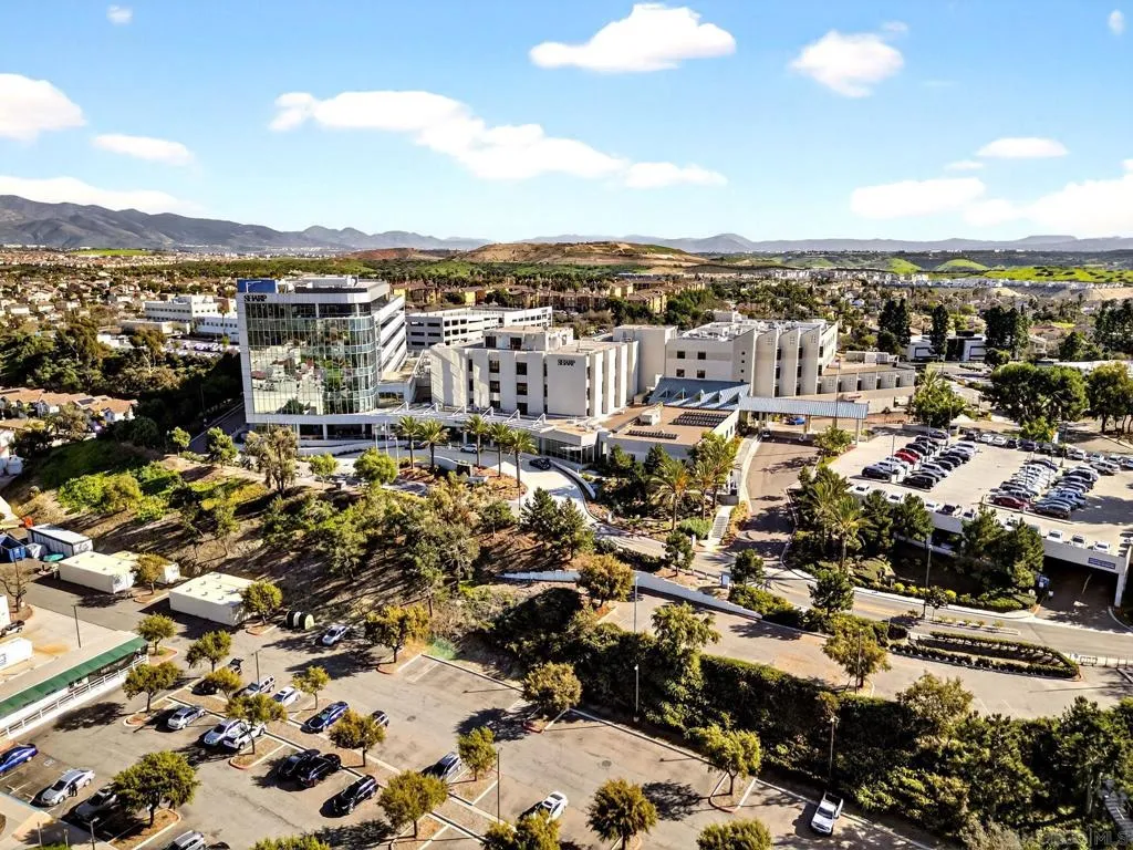 715 Paso De Luz Unit 108, Chula Vista, California 91911 home-pic-49