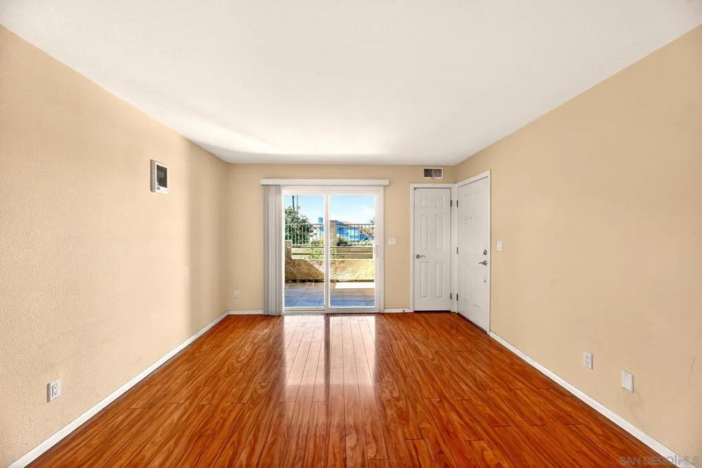 715 Paso De Luz Unit 108, Chula Vista, California 91911 home-pic-8