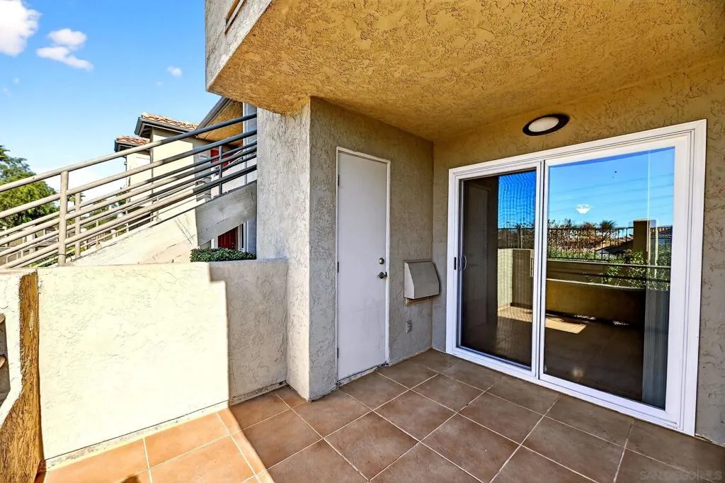 715 Paso De Luz Unit 108, Chula Vista, California 91911 home-pic-37