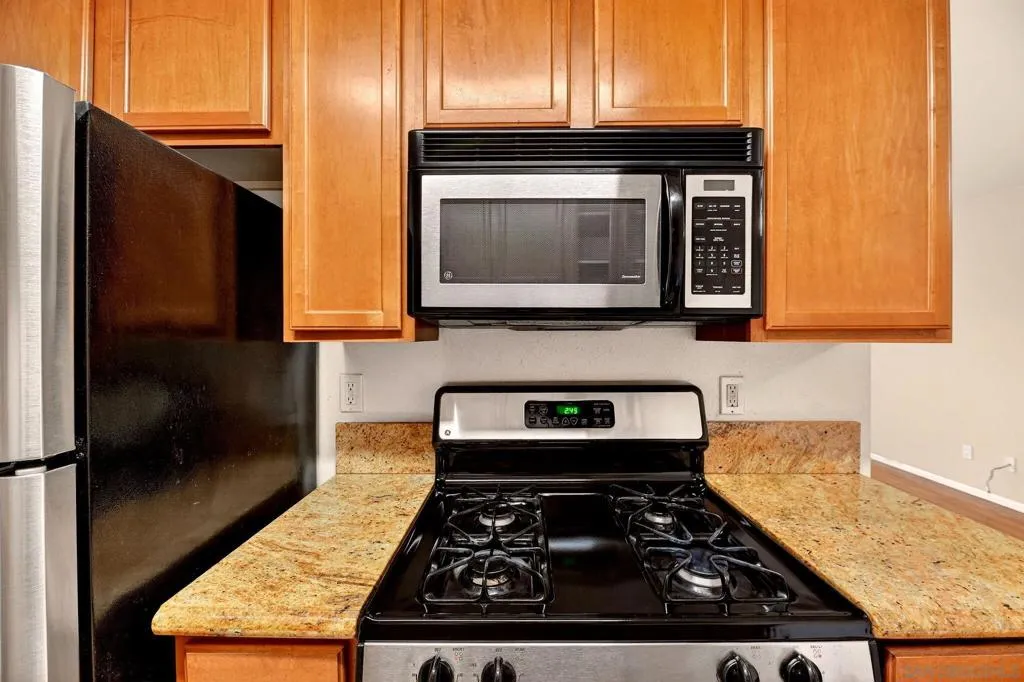 715 Paso De Luz Unit 108, Chula Vista, California 91911 home-pic-17