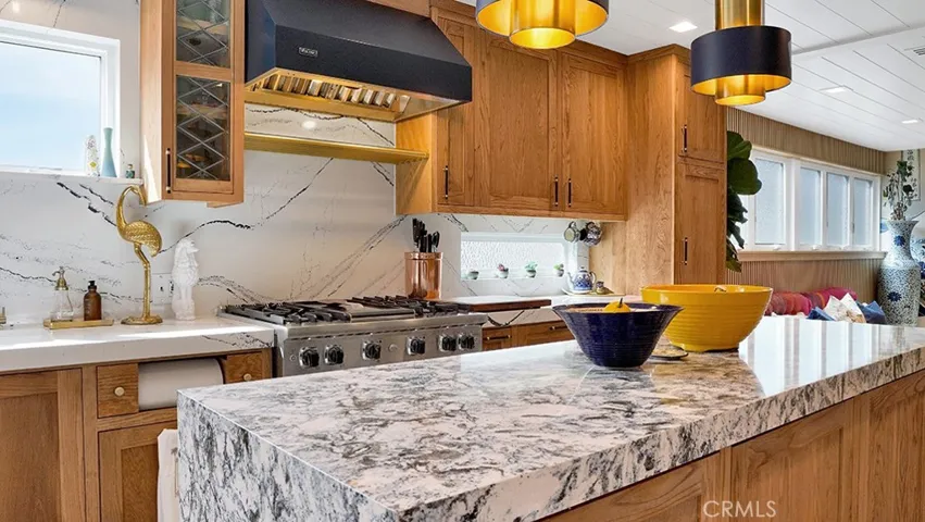 213 Marguerite, Corona Del Mar, California 92625