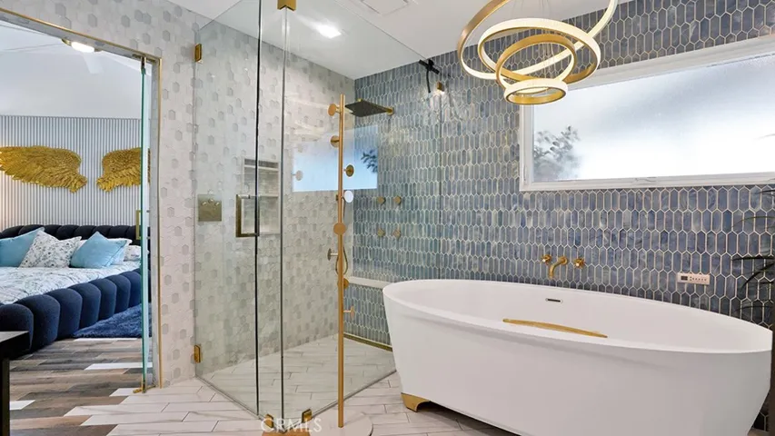 213 Marguerite, Corona Del Mar, California 92625