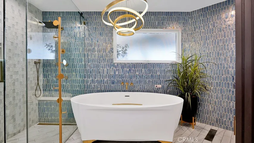 213 Marguerite, Corona Del Mar, California 92625