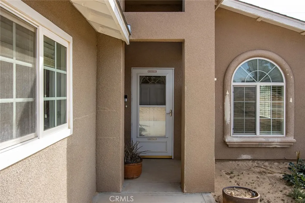 6185 Chia, Twentynine Palms, California 92277 home-pic-3