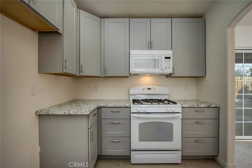6185 Chia, Twentynine Palms, California 92277 home-pic-11